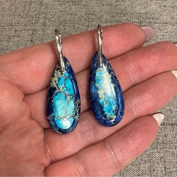 Silver & Blue Natural Imperial Stone Water Tear Drop Earrings Nwt - Picture 4 of 9